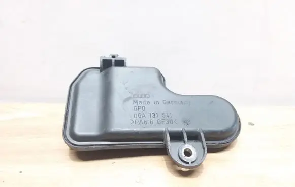 Vacuum air tank