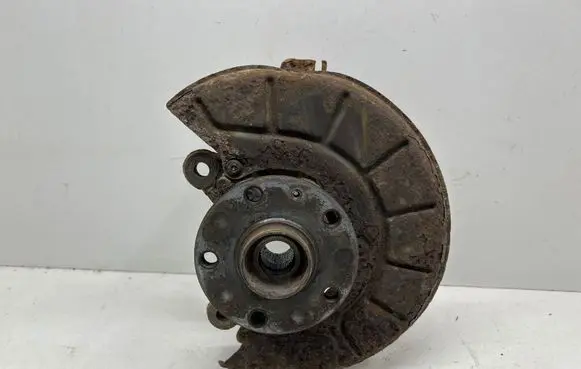 Volkswagen Golf Plus Front wheel hub spindle knuckle 