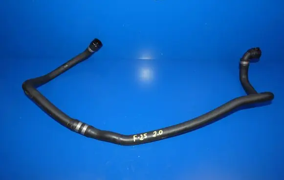 BMW X3 F25 Engine coolant pipe/hose 16185913 DNN73411B