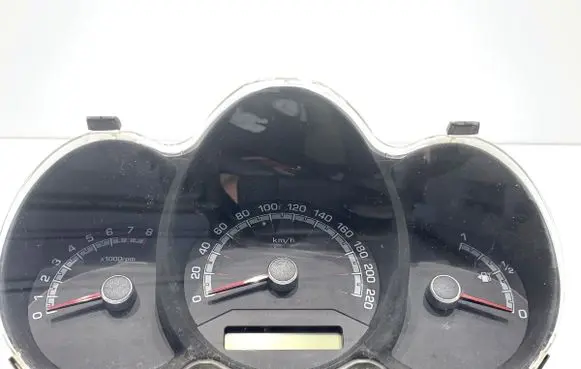 KIA Venga Speedometer (instrument cluster) 940031P820