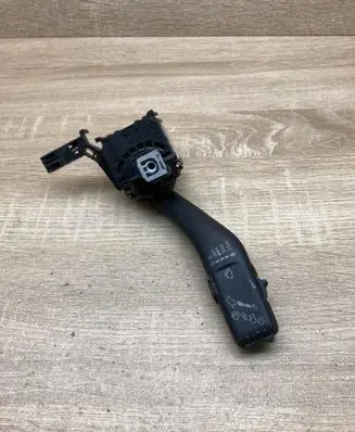 Volkswagen Golf V Wiper control stalk 1K0953519J
