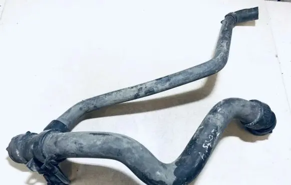 Skoda Superb B5 (3U) Engine coolant pipe/hose 4b0121049s