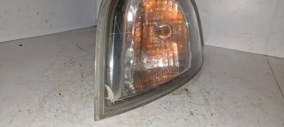 Volvo S80 Front fender indicator light 9154472 9154474