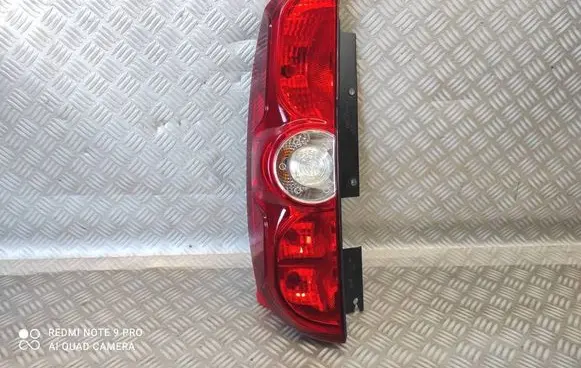 Rear/tail lights