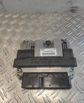 Audi A5 Sportback 8TA Engine control unit/module 03L906018JJ 26400440
