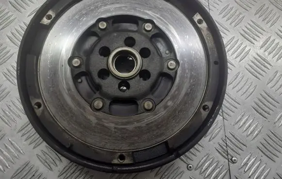 Volkswagen PASSAT B5 Dual mass flywheel 