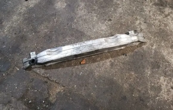 Audi A6 S6 C6 4F Front bumper cross member 4F0807111