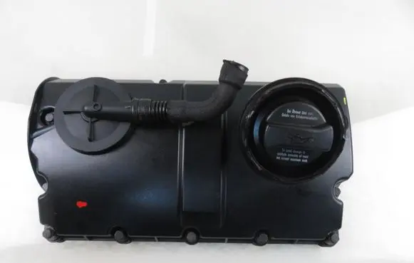 Volkswagen Golf IV Rocker cam cover 038103469S