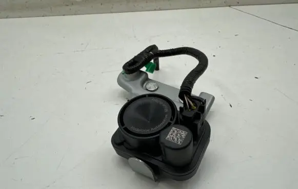 Toyota RAV 4 (XA50) Alarm system siren 8904042020