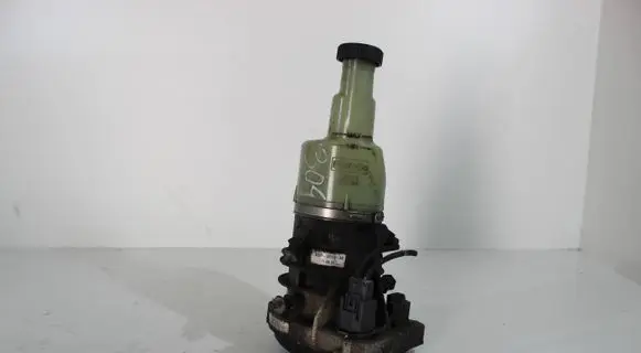Ford Mondeo MK IV Power steering pump BG913K514AC