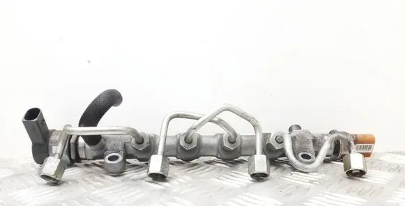 Audi Q3 8U Fuel main line pipe 03L130089J