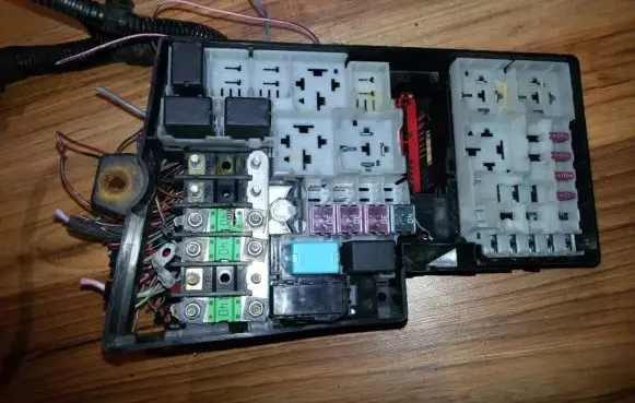 Mazda 3 I Fuse box set 518818109 BP4K66765
