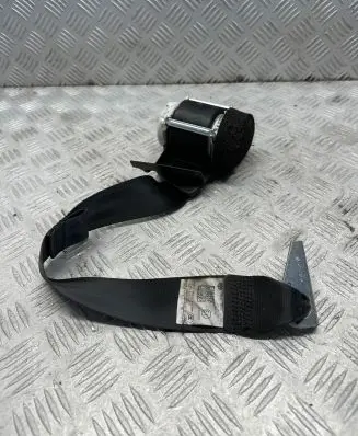 Volkswagen Tiguan Rear seatbelt 5N0857805 45702B03 YD41B14110