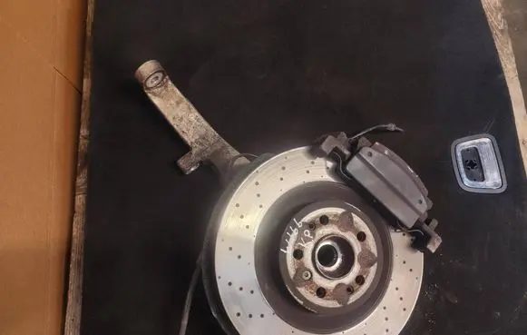 Mercedes-Benz ML W166 Front wheel hub spindle knuckle 4USA