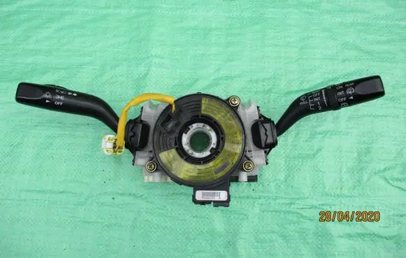 Mazda Premacy Wiper turn signal indicator stalk/switch