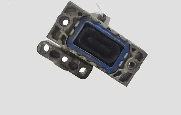 Volkswagen Caddy Engine mount bracket 1K0199262 3618372
