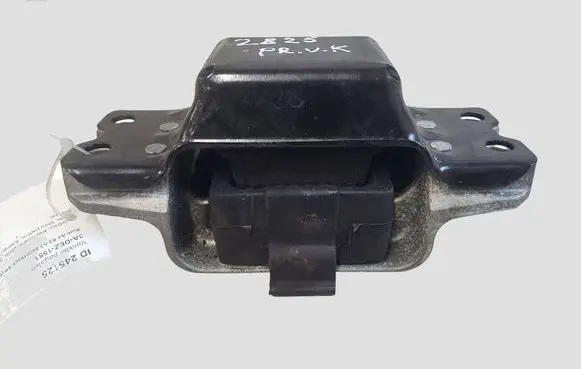 Audi A3 S3 A3 Sportback 8P Engine mount bracket 1K0199555