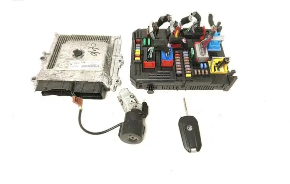 Opel Crossland X Engine ECU kit and lock set 9834609880