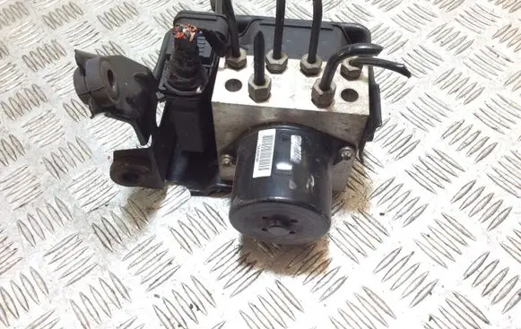 Opel Insignia A ABS Pump 13316697