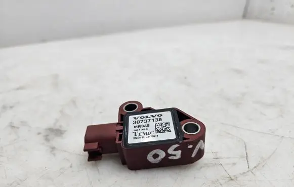 Volvo V50 Airbag deployment crash/impact sensor 30737138