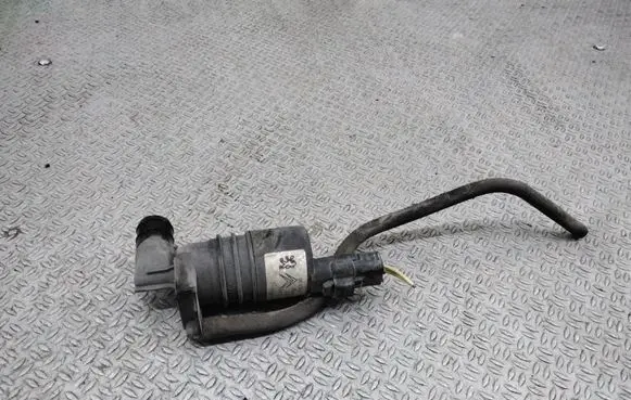 Peugeot 407 Windscreen/windshield washer pump 9643447780