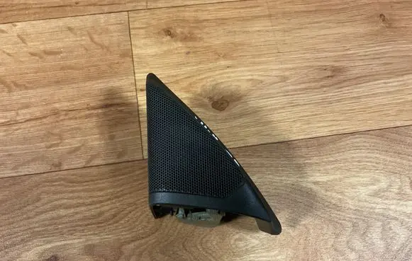 Opel Insignia A Front door high frequency speaker 13221964 36058328