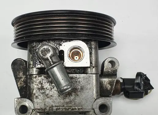 Mercedes-Benz S W220 Power steering pump 7611332128