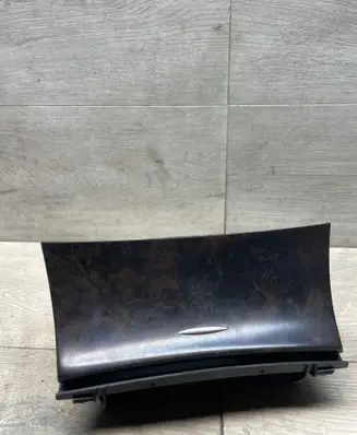 Ashtray (front)