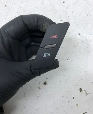 Audi A6 S6 C6 4F Central locking switch button 4F1962107