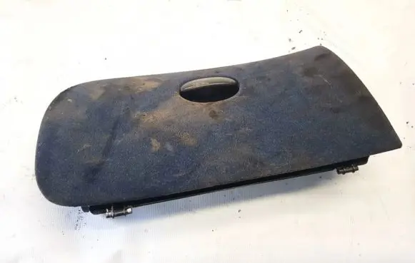 Peugeot 206 Glove box