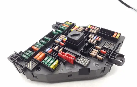 BMW 5 F10 F11 Fuse module 923442301 217033452F