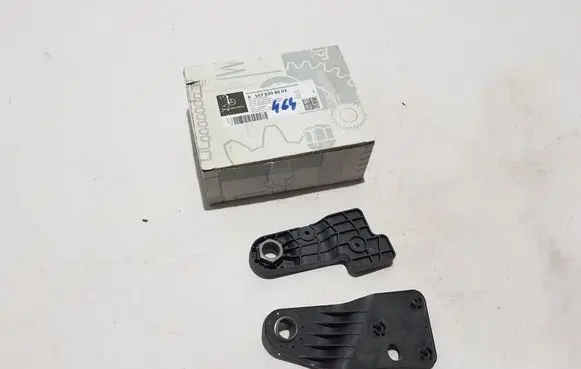 Mercedes-Benz GLE W167 Headlight/headlamp mounting bracket A1678204003