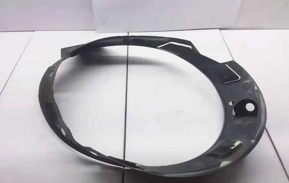 Volkswagen New Beetle Headlight/headlamp mounting bracket 