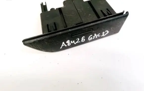 Volkswagen PASSAT B6 Car ashtray 3C4857302
