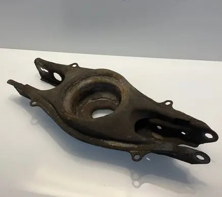 Rear upper control arm/wishbone