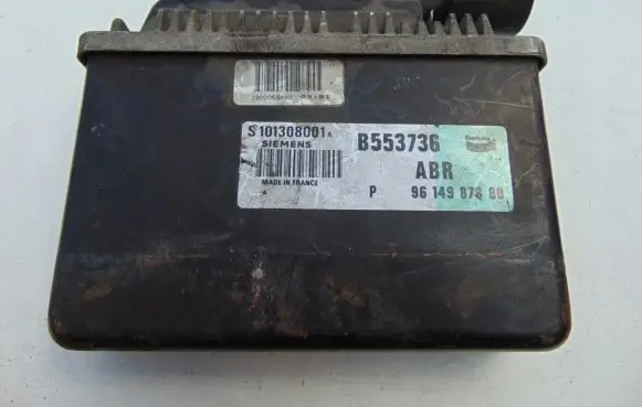 Peugeot 106 Other control units/modules 9614987880 B553736