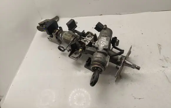 Toyota Avensis T250 Steering wheel axle set 587300792 4525005420 8924502010