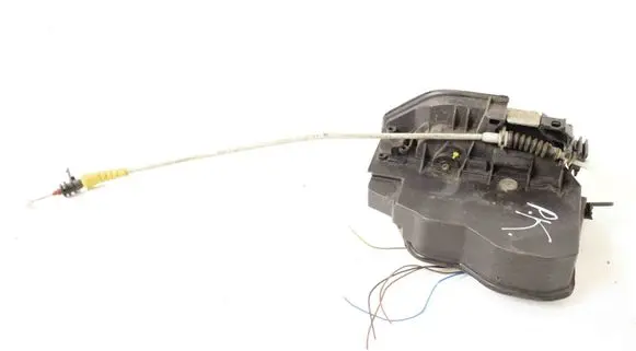 BMW 1 E81 E87 Coupe door lock (next to the handle) 7202145