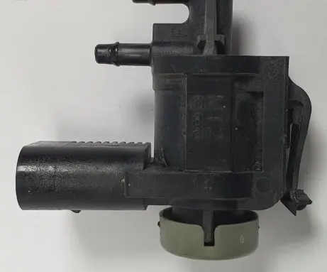 Porsche Cayenne (92A) Valve vacuum 1K0906283A