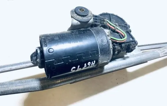 Seat Toledo I (1L) Wiper motor 1L0955119 9390332500