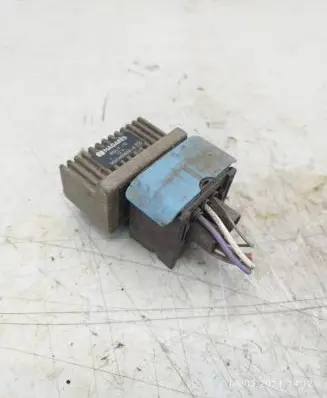Renault Twingo II Glow plug pre-heat relay 9640469680