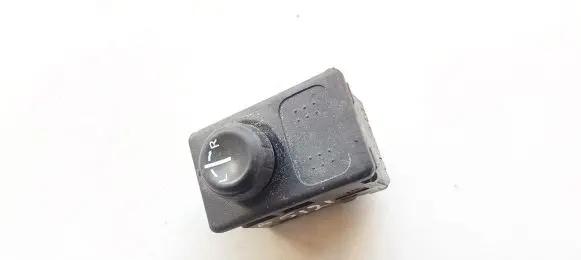 Nissan Almera N16 Wing mirror switch