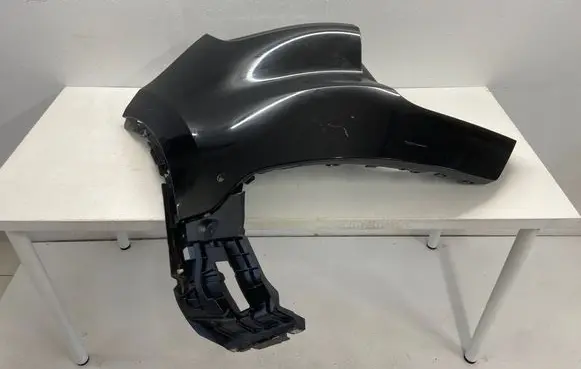 Porsche Cayenne (9Y0 9Y3) Rear bumper corner part panel trim 9Y3807421D