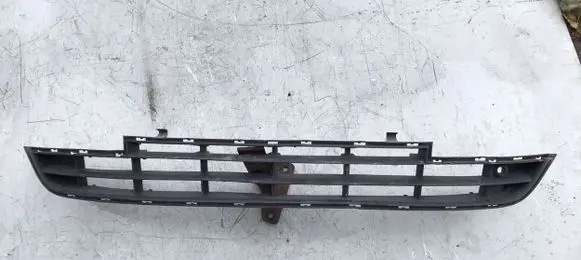 Opel Meriva B Front bumper lower grill 13329274