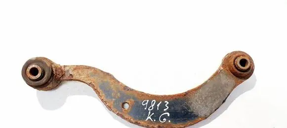 Toyota Avensis T270 Rear upper control arm/wishbone