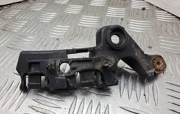 Renault Megane III Front bumper mounting bracket 620940001R
