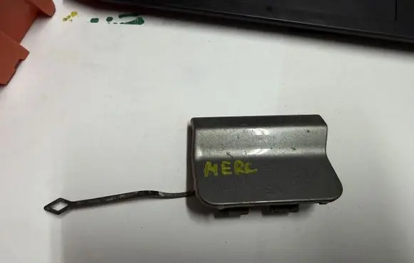 Mercedes-Benz C AMG W204 Tow hook cap/cover 