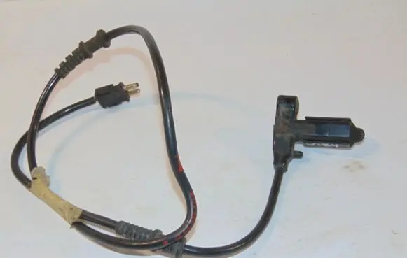 Mercedes-Benz E W124 Brake pads wear sensor A1245406907 1245406907