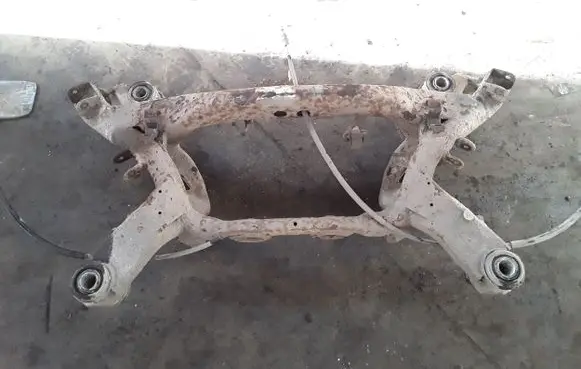 Lincoln LS Rear subframe 