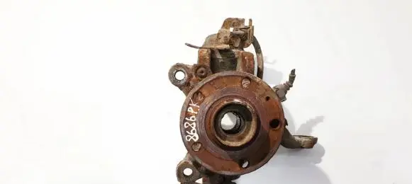 Volkswagen Touran I Front wheel hub